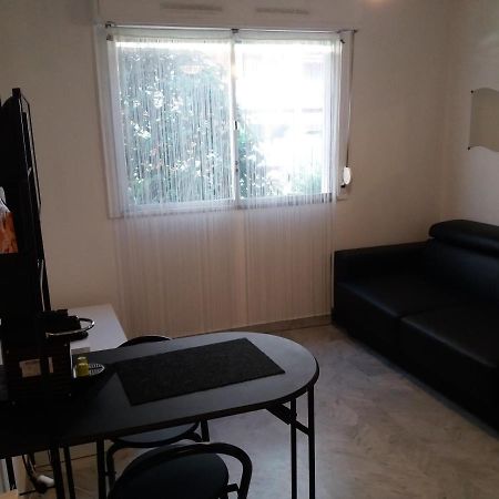 Studio Bord De Mer Nice Ouest Apartman Kültér fotó